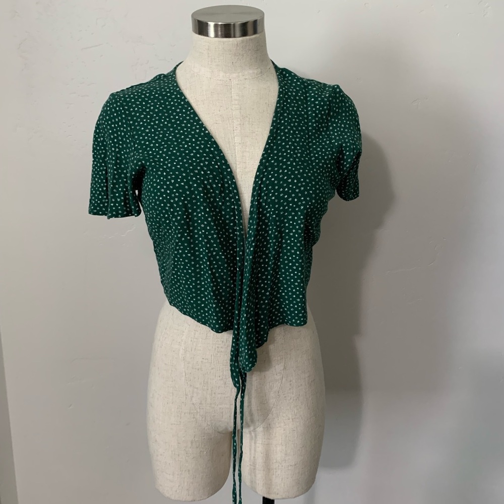 La hearts wrap shirt